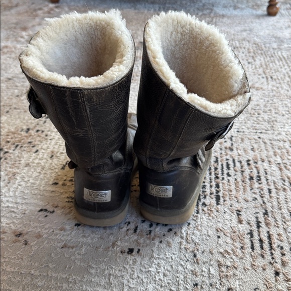 UGG Kensington boot - Picture 4 of 14